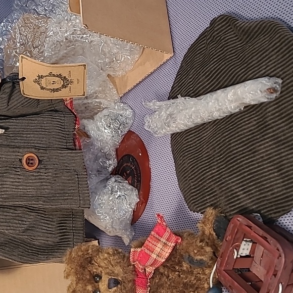 Boyds Yesterdays' Child Limited Edition Anne & Rockwell The Masterpiece Doll - Picture 5 of 8